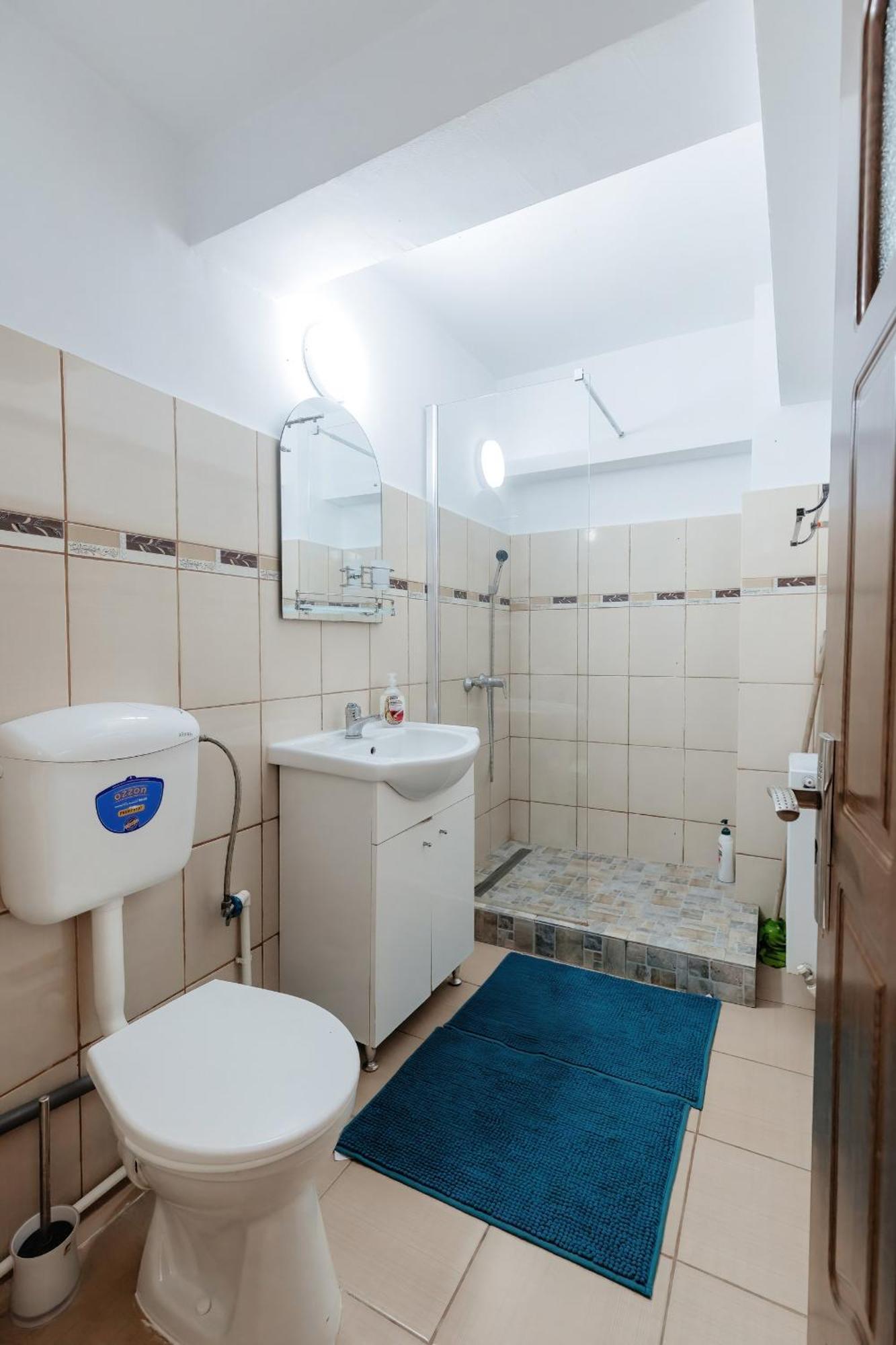 Luxury Radox Apartment Buzau City Center Exteriér fotografie